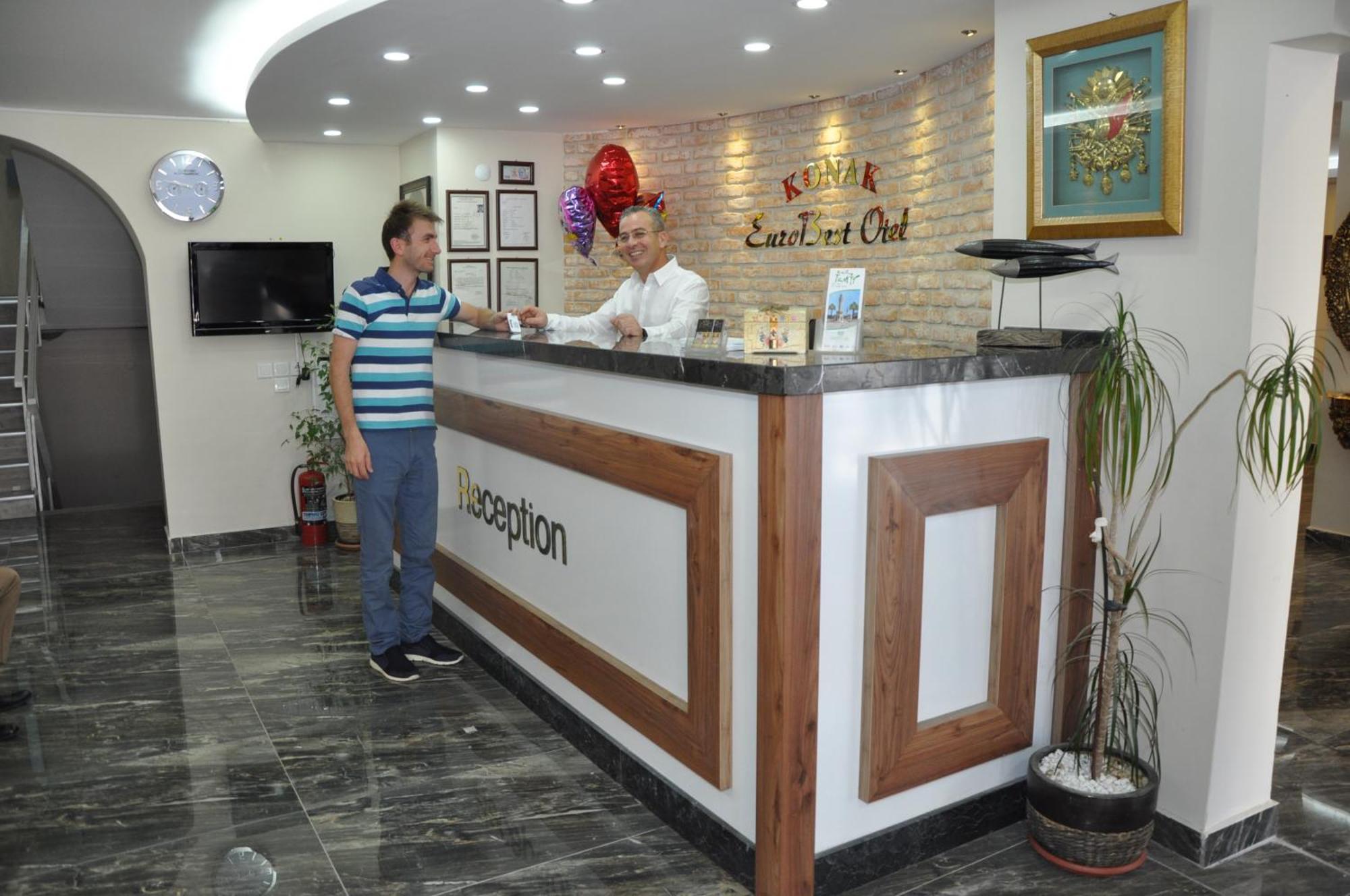 Konak Eurobest Otel Izmir Exterior foto